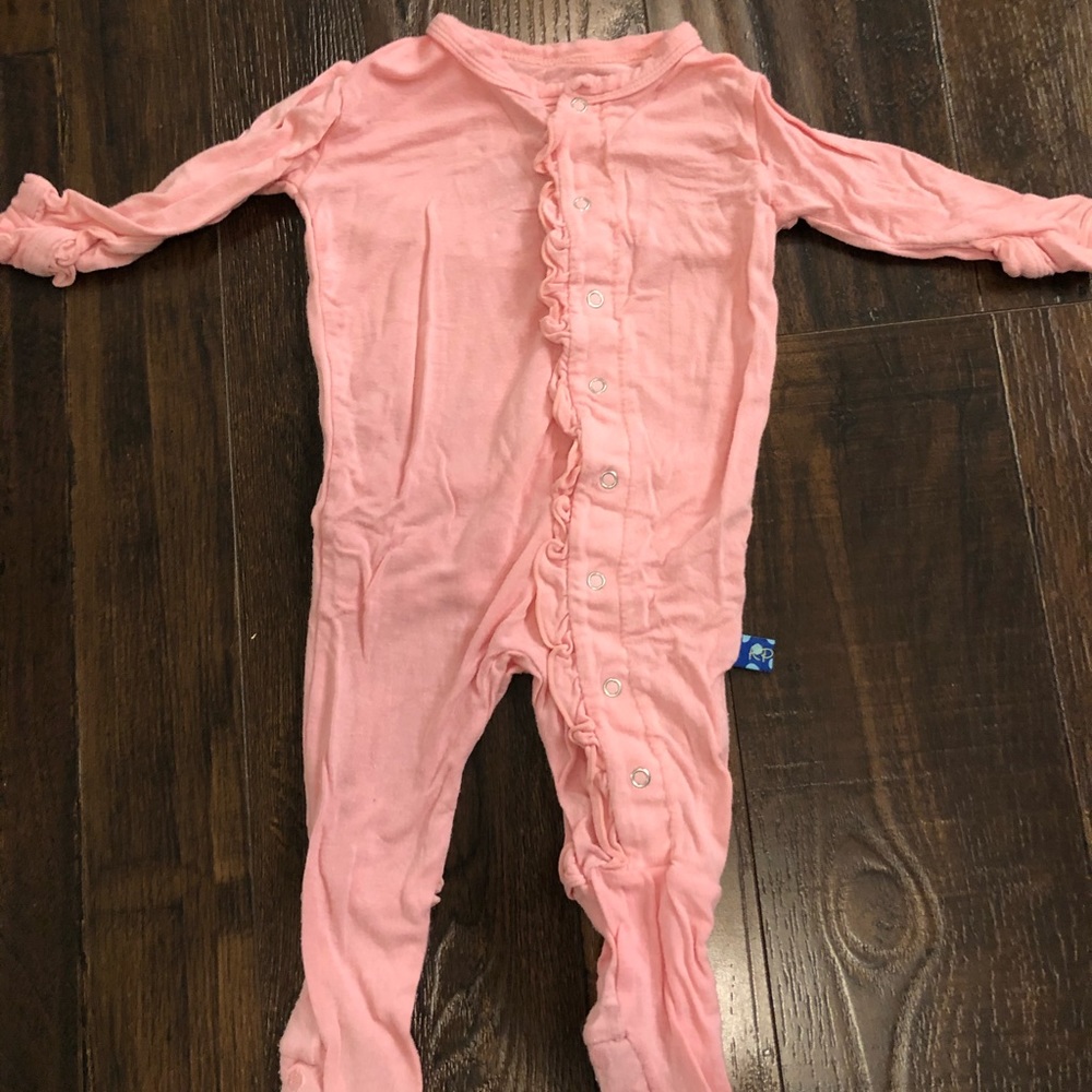 Kickee pants light pink ruffle footed pajamas 0-3m
